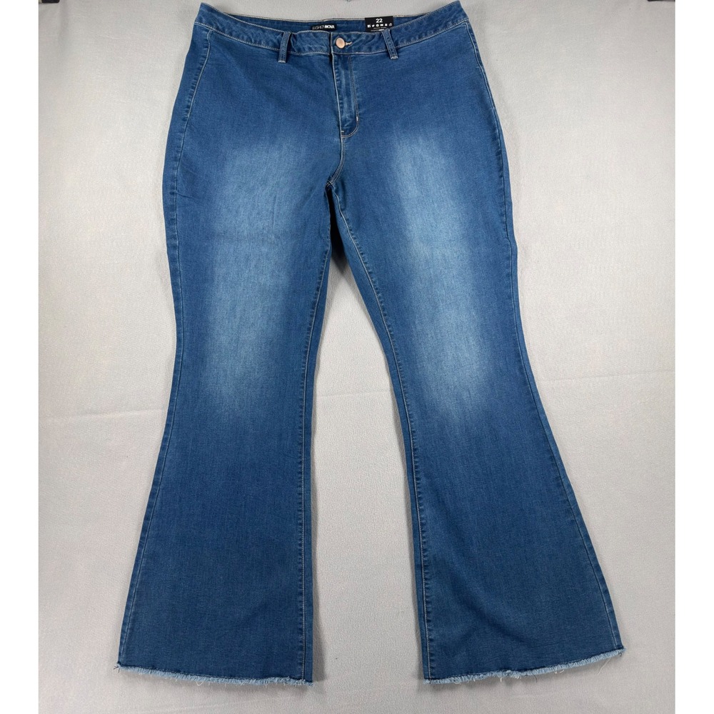 Fashion Nova Valentina High Rise Flare Jeans Medium Blue Wash Size 22 NWT